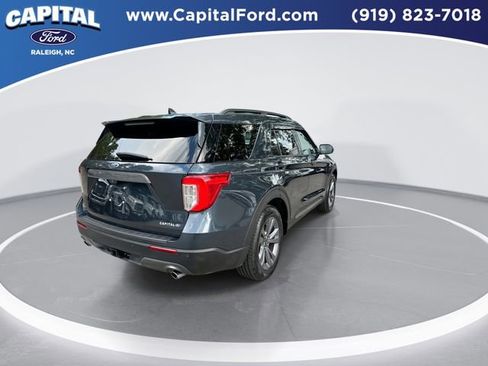 Used 2023 Ford Explorer XLT w/ Equipment Group 202A RWD image 8