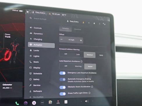 Used 2022 Tesla Model Y Performance image 25