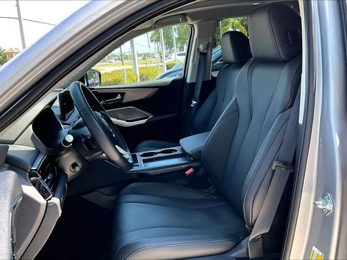 Certified 2025 Acura MDX SH-AWD image 8