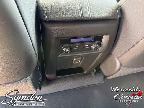 Used 2023 Chevrolet Traverse LT AWD/4WD image 18
