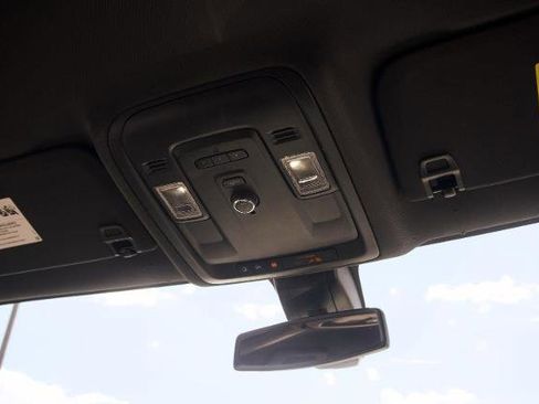 Used 2021 Chevrolet Tahoe Z71 AWD/4WD image 24
