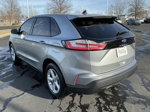 Used 2024 Ford Edge SE image 7