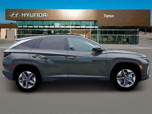 New 2026 Hyundai Tucson SEL image 9