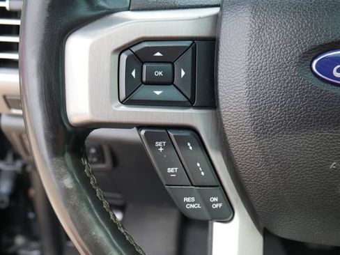 Used 2017 Ford F150 Platinum w/ Equipment Group 701A Luxury AWD/4WD image 19