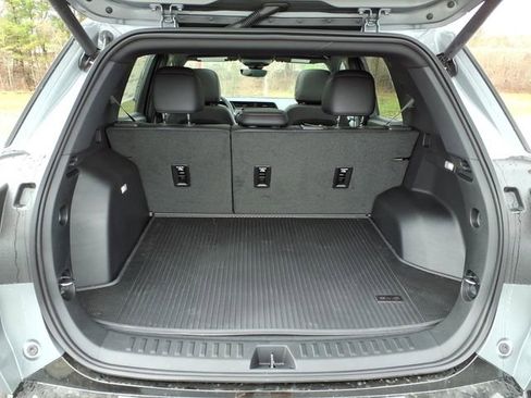 New 2026 GMC Terrain AT4 w/ Technology Package II AWD/4WD image 11