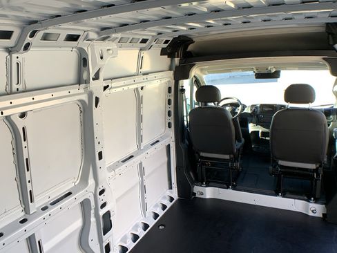 Used 2025 RAM ProMaster 2500 w/ Power Group image 23