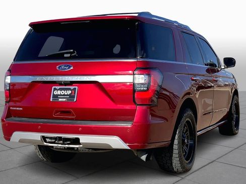 Used 2018 Ford Expedition Platinum image 12