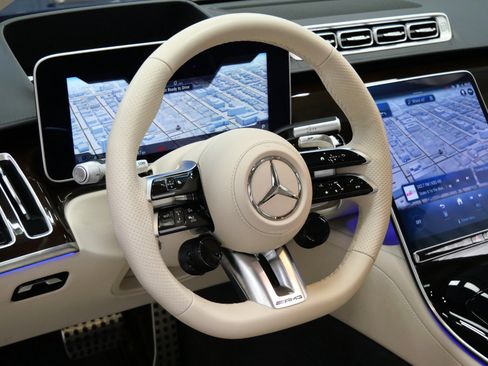 Used 2024 Mercedes-Benz S 63 AMG S image 15