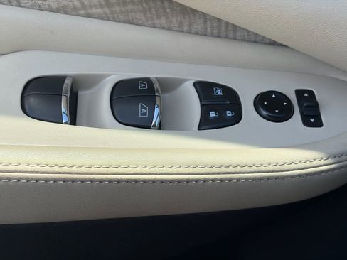 Certified 2023 Nissan Murano SL w/ SL Moonroof Package image 9