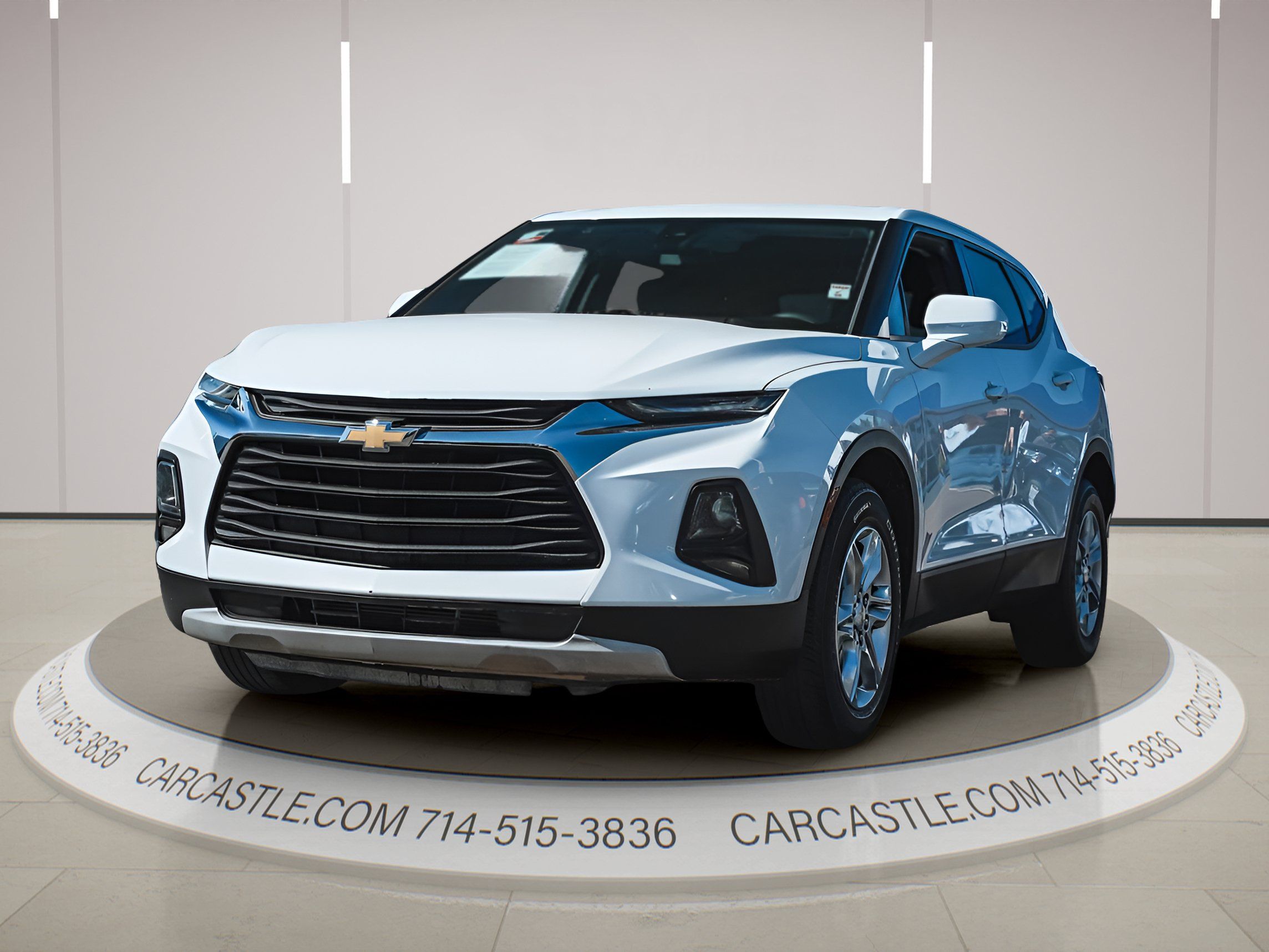 Used 2021 Chevrolet Blazer LT AWD/4WD image 2