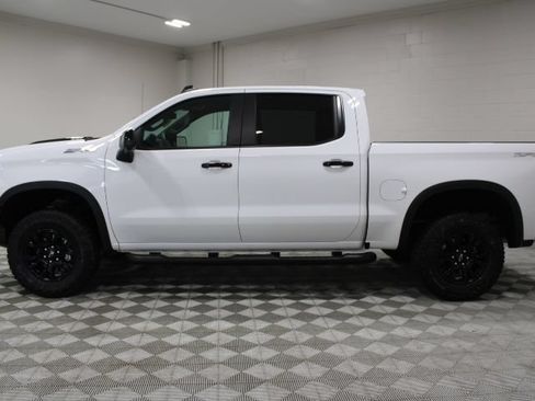Used 2024 Chevrolet Silverado 1500 ZR2 AWD/4WD image 8