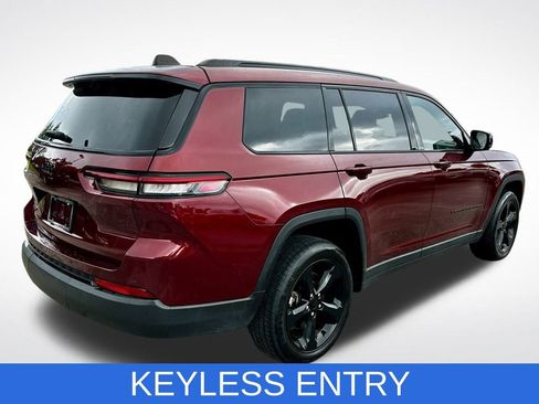 Used 2023 Jeep Grand Cherokee L Laredo AWD/4WD image 6