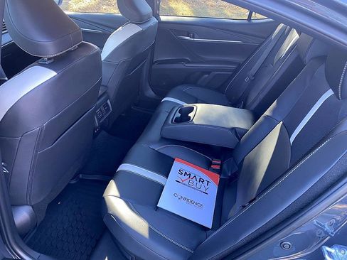 Certified 2025 Toyota Camry SE image 11