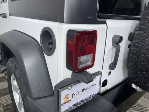 Used 2017 Jeep Wrangler Unlimited Sport w/ Quick Order Package 24S image 32