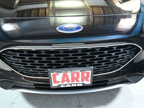 Used 2020 Ford Escape Titanium w/ Titanium Premium Package 2.0 image 17