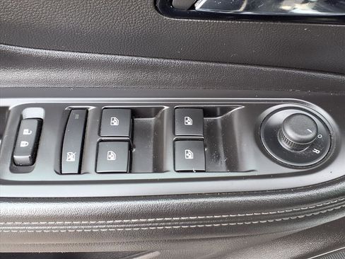 Used 2019 Buick Encore Preferred w/ Safety Package image 17