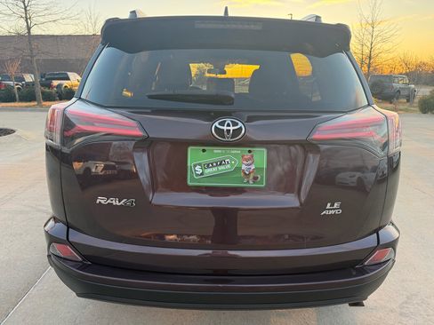 Used 2017 Toyota RAV4 LE image 5