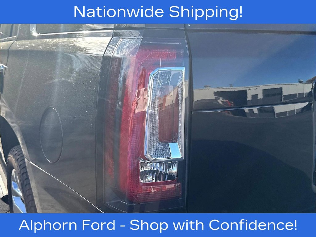 Used 2020 GMC Yukon Denali w/ Denali Premium Package AWD/4WD image 24