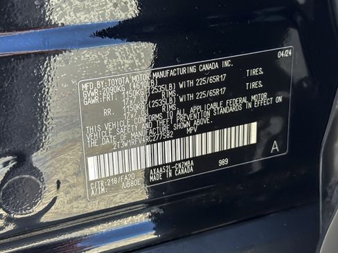 Certified 2024 Toyota RAV4 XLE w/ Convenience Package FWD image 27