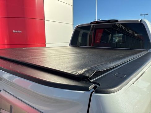 Used 2021 Nissan Titan Platinum Reserve w/ Moonroof Package image 9