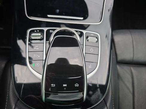Used 2018 Mercedes-Benz E 400 4MATIC Coupe image 37