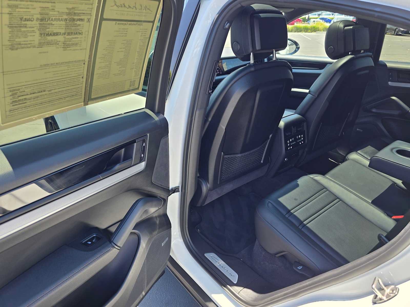 Used 2024 Porsche Cayenne S AWD/4WD image 15