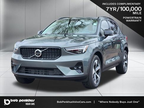 New 2026 Volvo XC40 B5 Plus w/ Protection Package Premier image 23