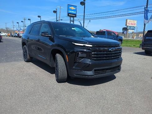 New 2026 Chevrolet Traverse LT w/ Midnight/Sport Edition FWD image 4