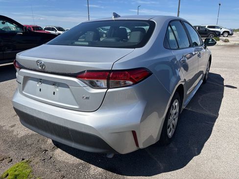 Used 2023 Toyota Corolla LE FWD image 13