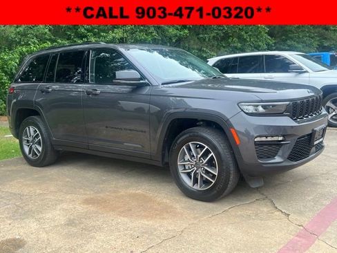 Used 2024 Jeep Grand Cherokee Limited w/ Black Appearance Package RWD image 1