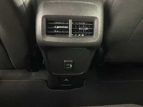 Used 2019 Chevrolet Equinox LT w/ Sun & Navigation Package image 37