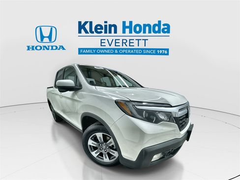 Used 2018 Honda Ridgeline RTL-T image 1