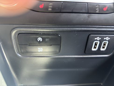 Used 2021 Ford EcoSport SE FWD image 20
