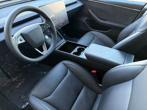 Used 2025 Tesla Model 3 Long Range image 11