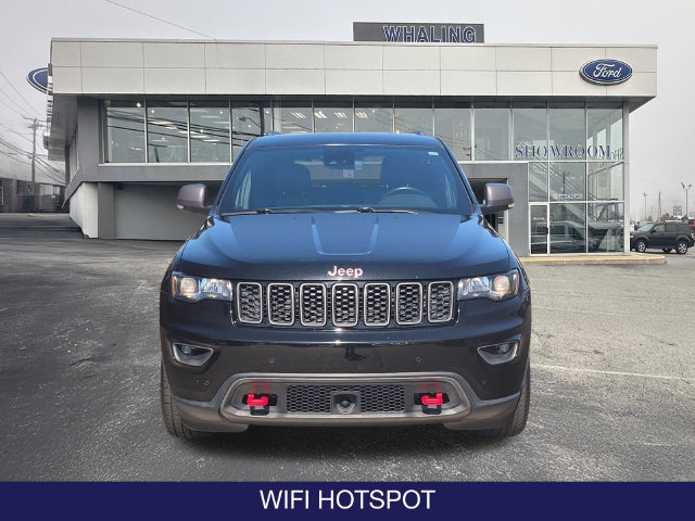 Used 2019 Jeep Grand Cherokee Trailhawk AWD/4WD image 2
