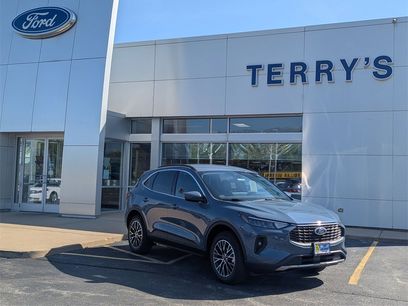 New 2025 Ford Escape SE