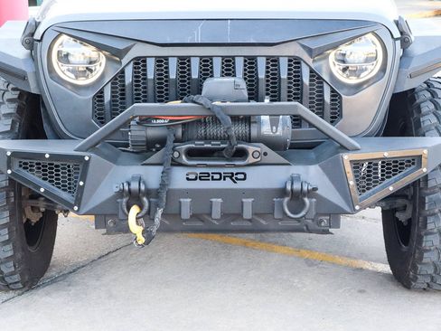 Used 2021 Jeep Wrangler Unlimited Rubicon AWD/4WD image 13