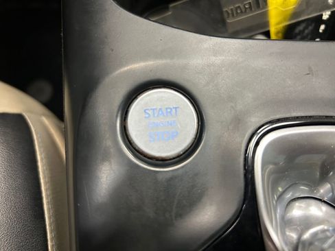 Used 2019 INFINITI QX50 Luxe image 20