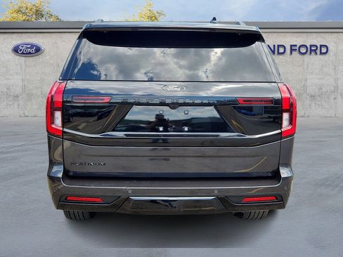 Used 2025 Ford Expedition Platinum w/ Stealth Performance Package AWD/4WD image 5