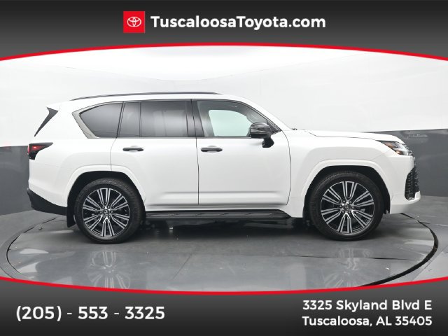 Used 2024 Lexus LX 600 4WD w/ Appearance Package image 1