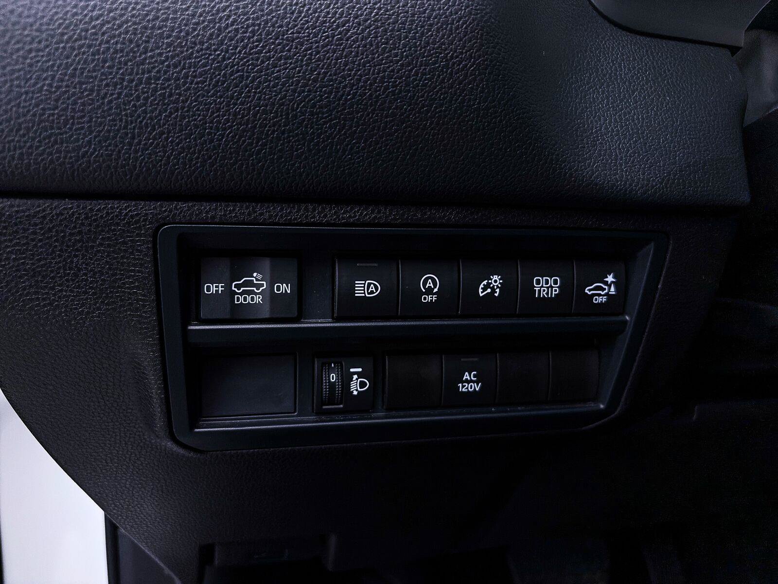 Used 2025 Toyota Tundra Limited w/ Power Package AWD/4WD image 22