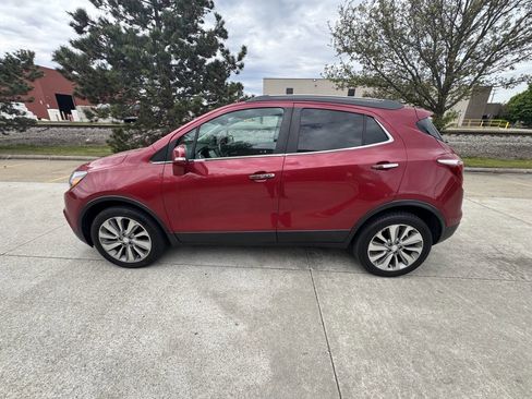Used 2019 Buick Encore Preferred FWD image 3