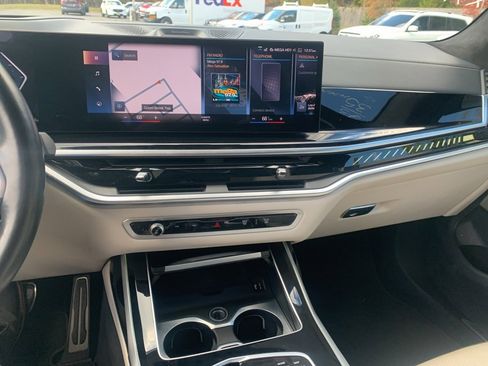 Used 2023 BMW X7 M60i w/ Executive Package image 20