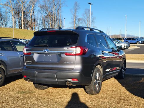 Certified 2024 Subaru Ascent Premium w/ Convenience Package image 6