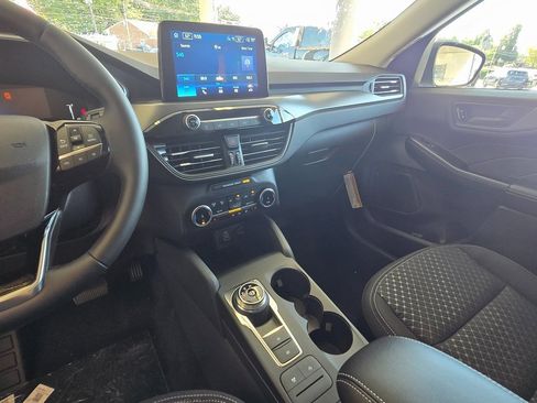 New 2025 Ford Escape Active w/ Cold Weather Package image 17