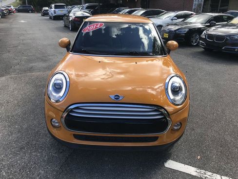 Used 2014 MINI Cooper 2-Door Hardtop image 3