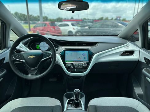 Used 2021 Chevrolet Bolt LT FWD image 12