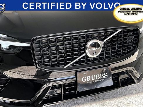 Certified 2025 Volvo XC60 B5 Plus image 36