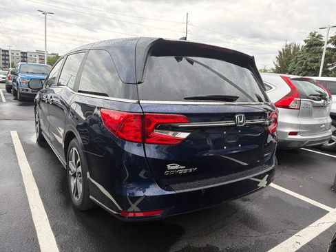 Used 2024 Honda Odyssey Touring image 2