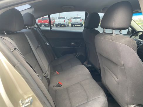 Used 2014 Chevrolet Cruze LT FWD image 19
